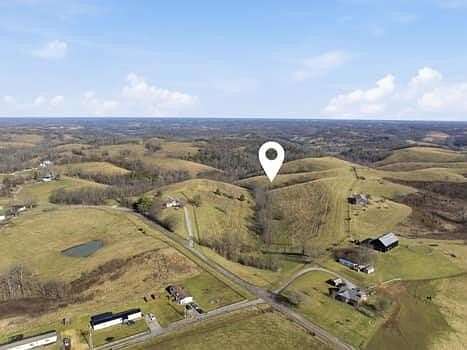136 Acres of Land with Home for Sale in Richmond, Kentucky