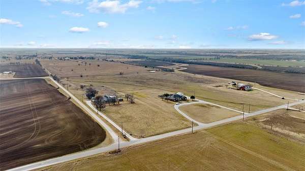 69.2 Acres of Agricultural Land for Sale in Valley View, Texas