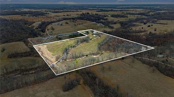 28.5 Acres of Recreational Land for Sale in Decatur, Arkansas