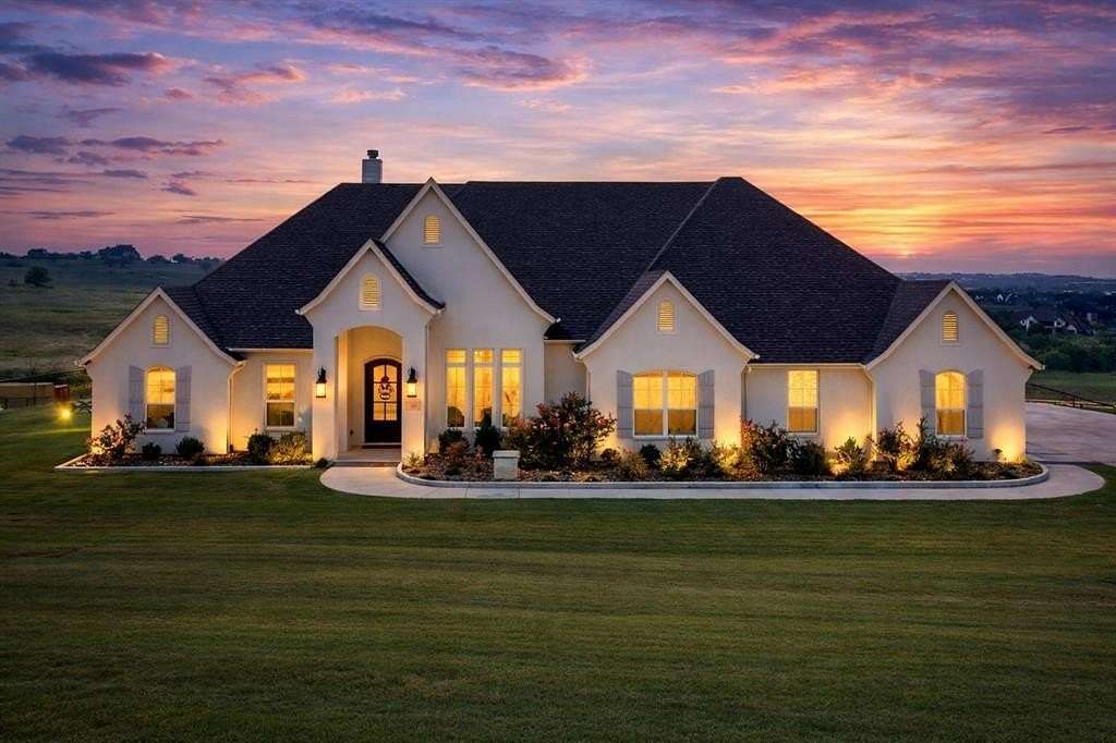 2 Acres of Land with Home for Sale in Aledo, Texas