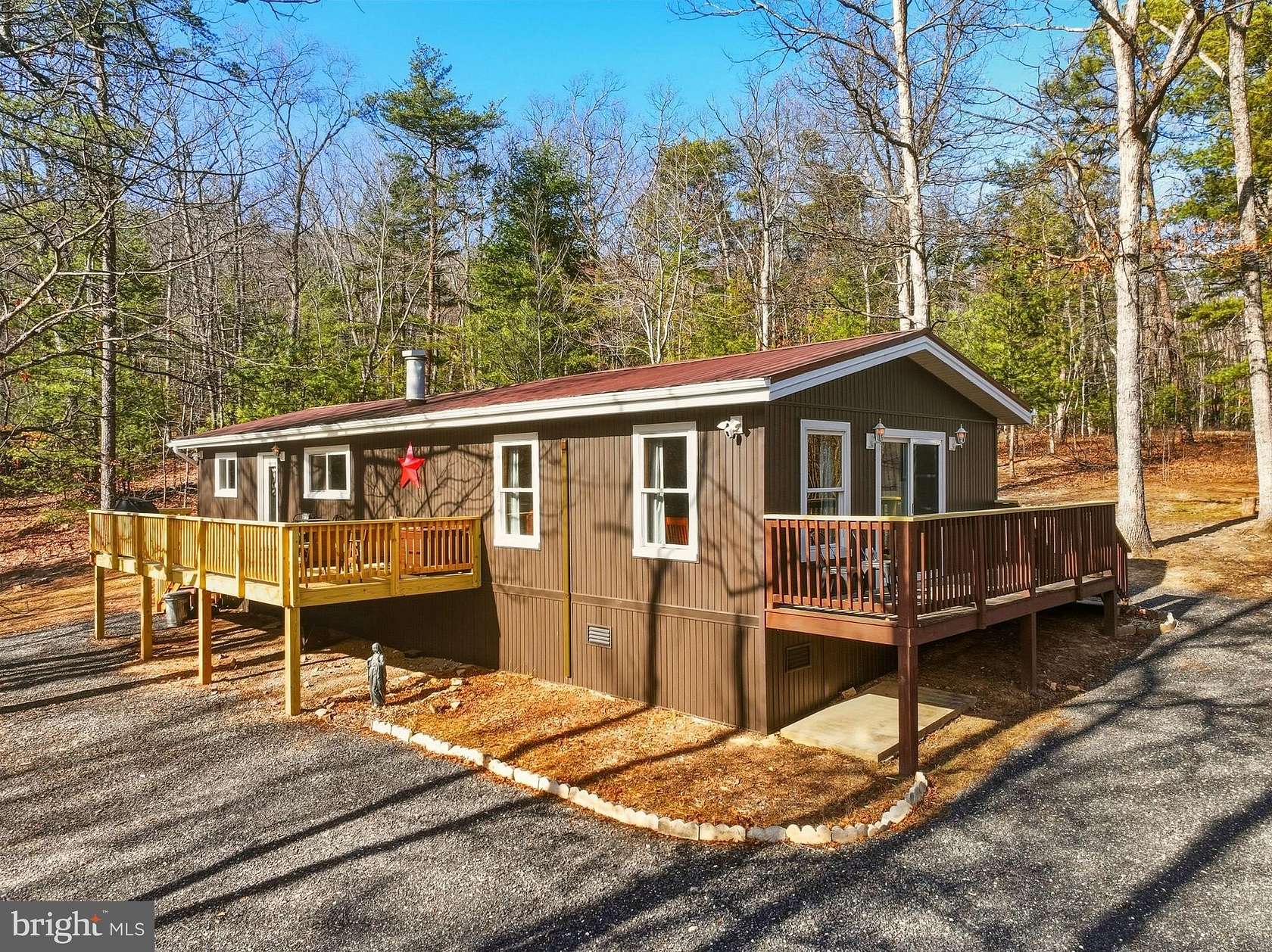 3 Acres of Residential Land with Home for Sale in Mount Jackson, Virginia