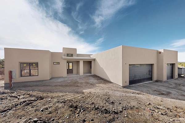 2.63 Acres of Residential Land with Home for Sale in Santa Fe, New Mexico
