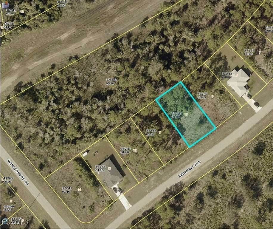 0.25 Acres of Residential Land for Sale in Lee, Florida