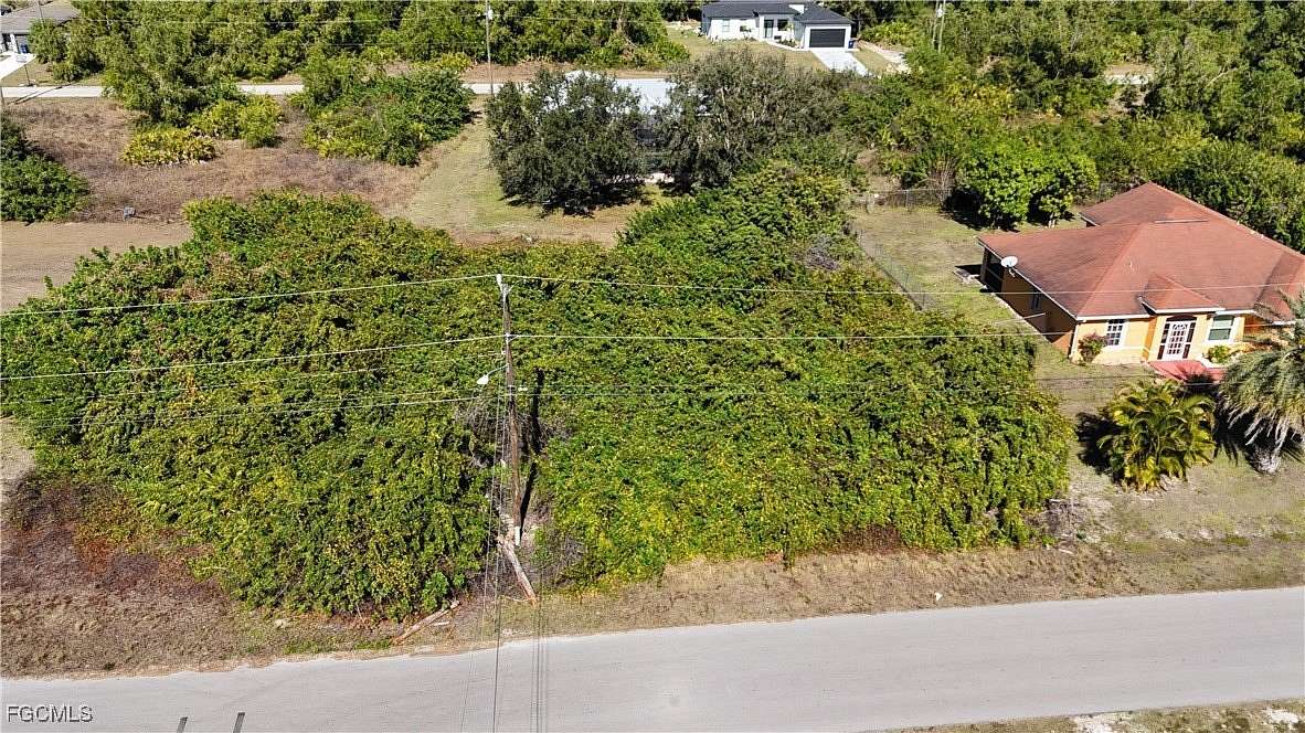 0.25 Acres of Residential Land for Sale in Lehigh Acres, Florida
