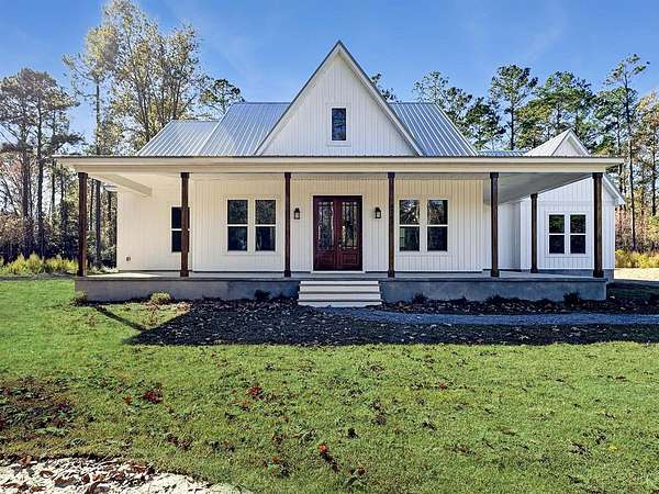 4.1 Acres of Residential Land with Home for Sale in Ridgeville, South Carolina