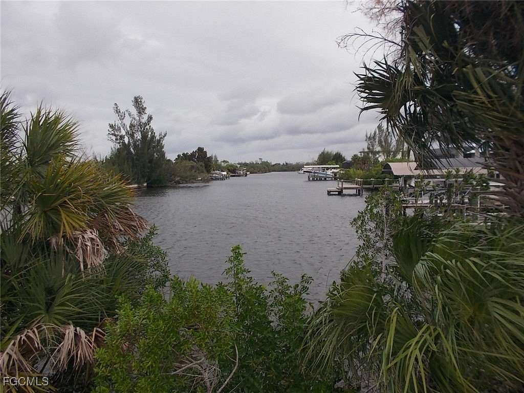 0.27 Acres of Land for Sale in Cape Coral, Florida