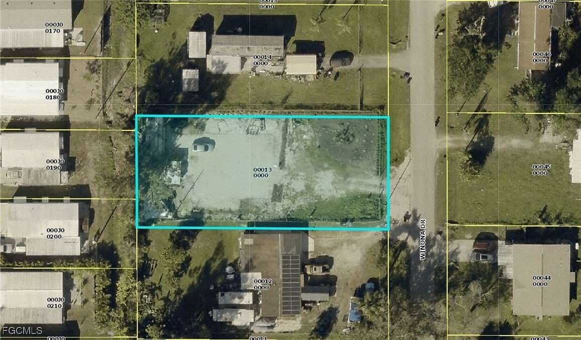 0.33 Acres of Residential Land for Auction in North Fort Myers, Florida