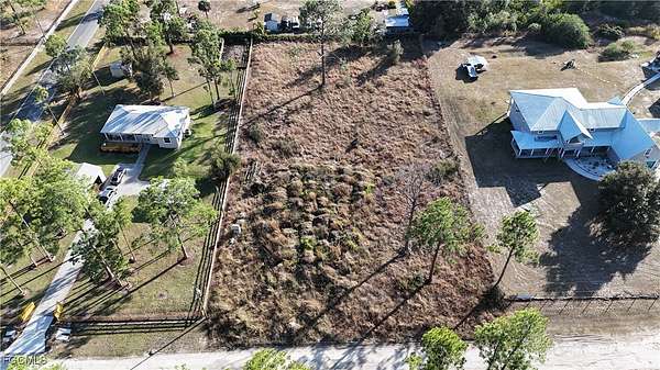 1.25 Acres of Land for Sale in LaBelle, Florida