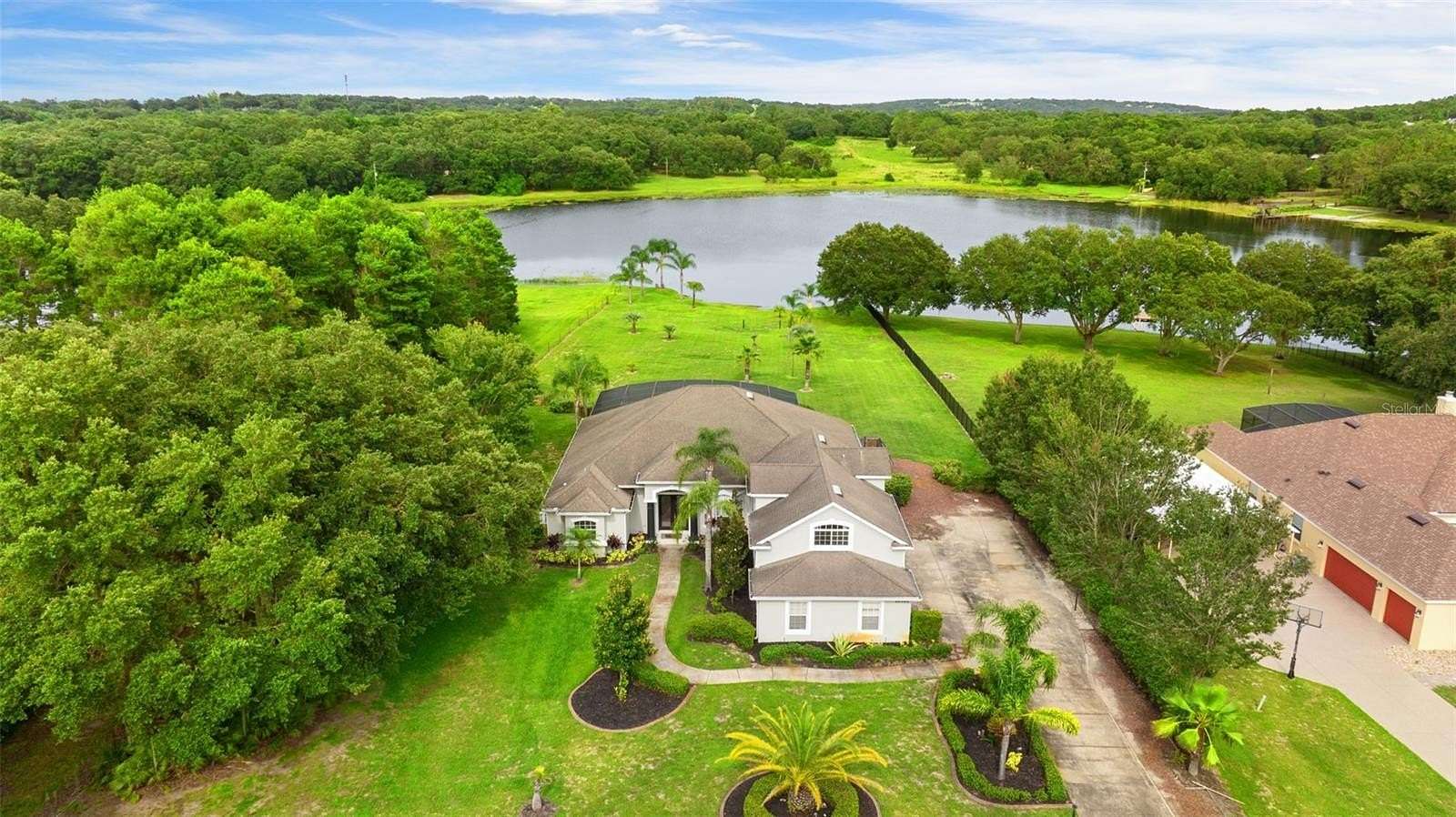 3.34 Acres of Residential Land with Home for Sale in Clermont, Florida