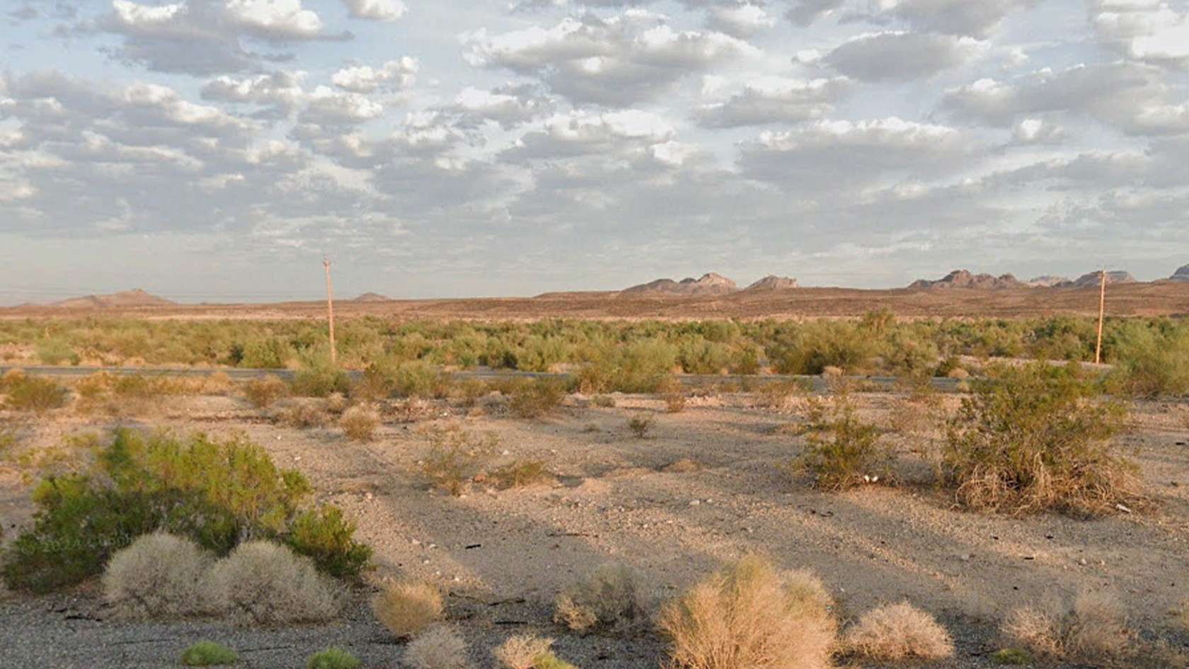 1 Acre of Residential Land for Sale in Yucca, Arizona