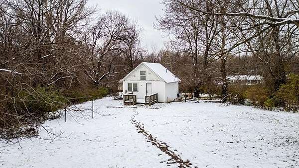 3.5 Acres of Residential Land with Home for Sale in Kansas City, Missouri