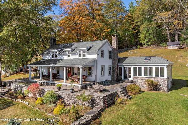 Land with Home for Lease in Shokan, New York