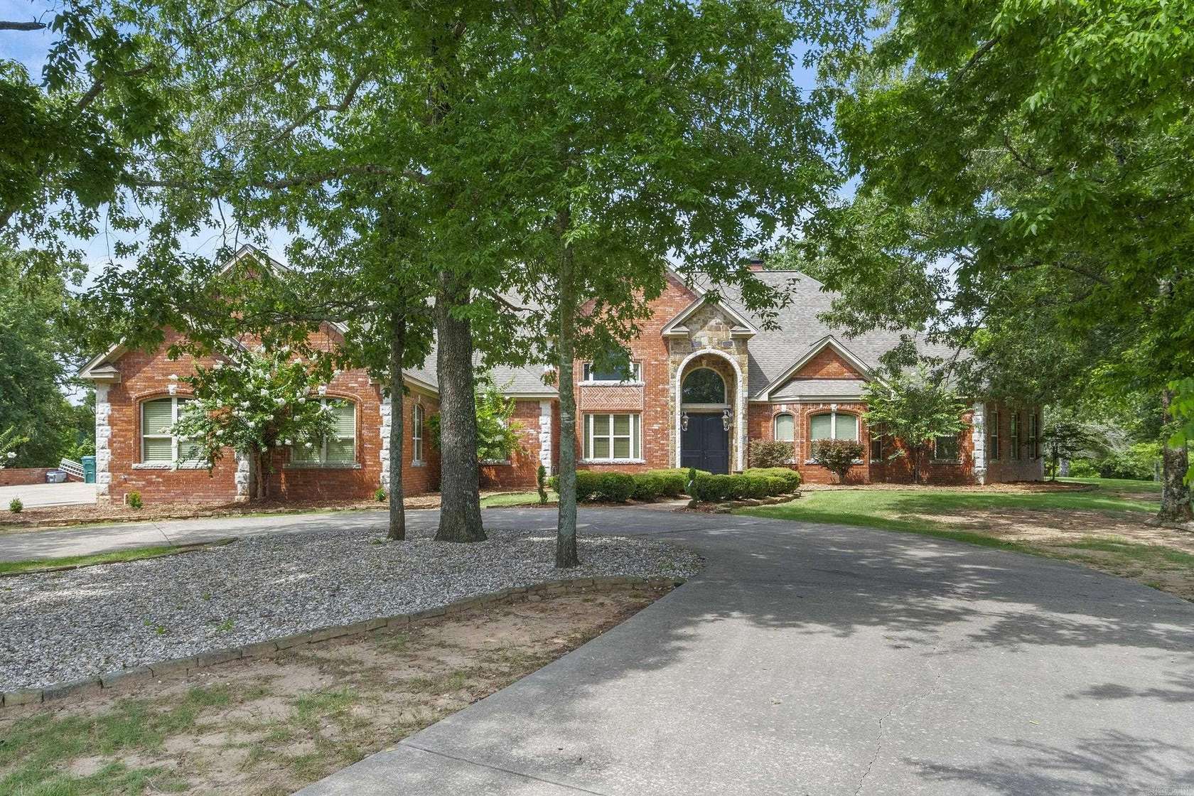 12 Acres of Recreational Land with Home for Sale in Sherwood, Arkansas