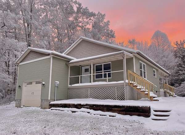 2 Acres of Residential Land with Home for Sale in Wallingford, Kentucky