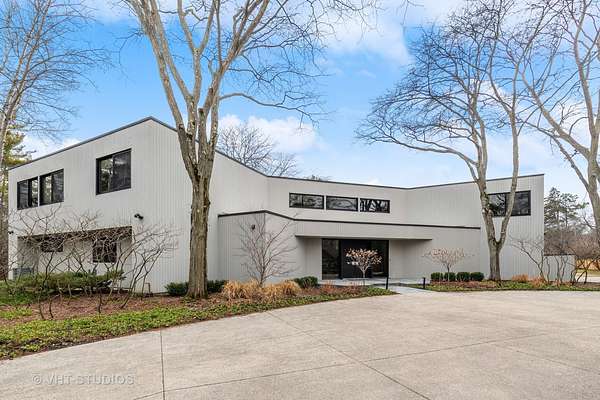 1.78 Acres of Residential Land with Home for Sale in Glencoe, Illinois