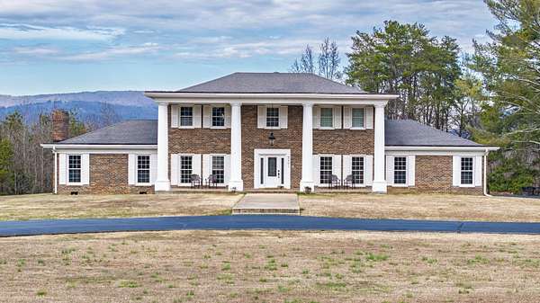 3 Acres of Residential Land with Home for Sale in Dayton, Tennessee