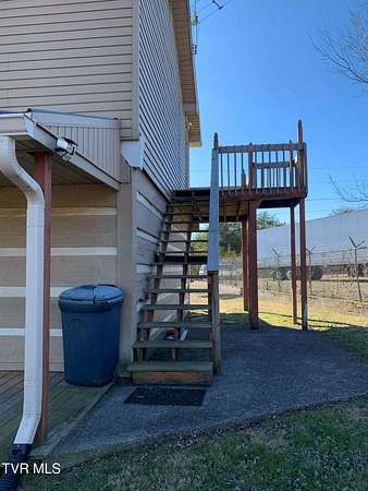 1.87 Acres of Improved Mixed-Use Land for Sale in Mosheim, Tennessee