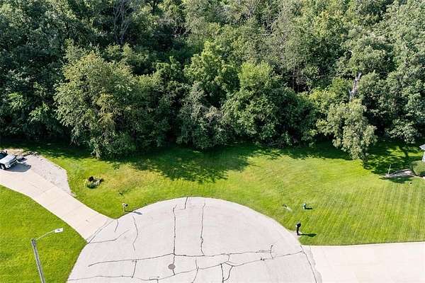 0.6 Acres of Residential Land for Sale in Robins, Iowa