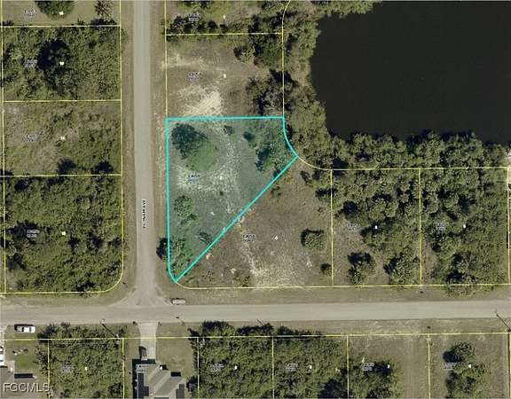 0.35 Acres of Residential Land for Sale in Lehigh Acres, Florida