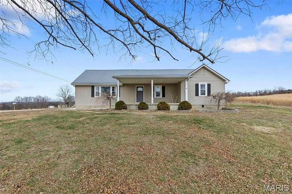 1.69 Acres of Residential Land with Home for Sale in Ste. Genevieve, Missouri
