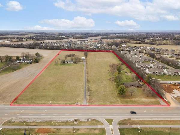 18.9 Acres of Mixed-Use Land for Sale in Bowling Green, Kentucky