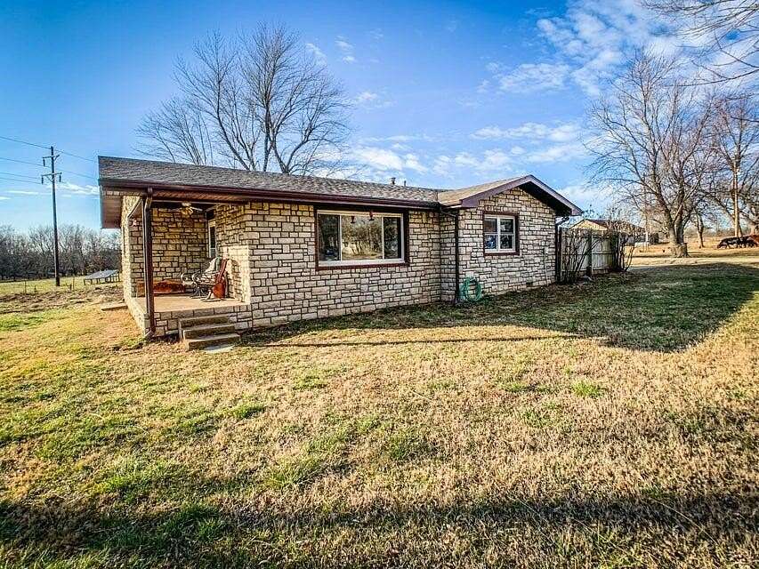 10 Acres of Land with Home for Sale in Springfield, Missouri