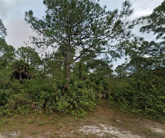 0.25 Acres of Residential Land for Sale in Lehigh Acres, Florida