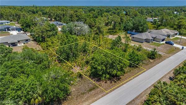 0.25 Acres of Residential Land for Sale in Lehigh Acres, Florida