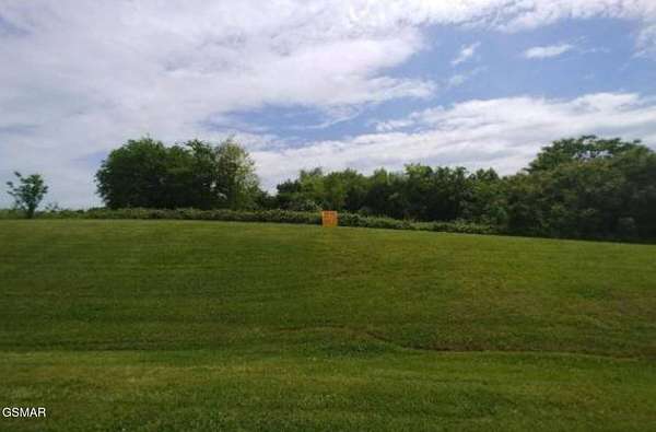 11 Acres of Commercial Land for Sale in Dandridge, Tennessee