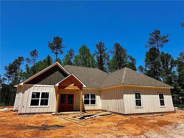 5 Acres of Land with Home for Sale in Salem, Alabama