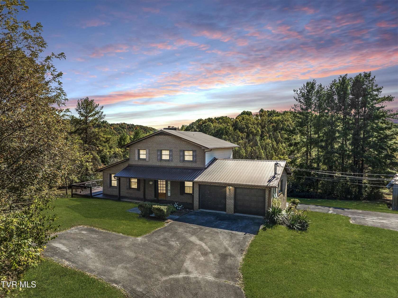 22.9 Acres of Land with Home for Sale in Jonesborough, Tennessee