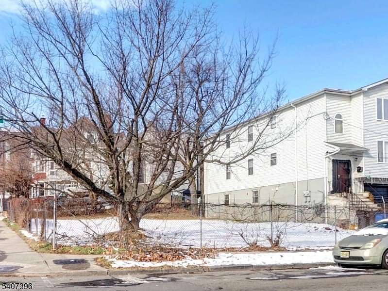 0.13 Acres of Land for Sale in Newark, New Jersey