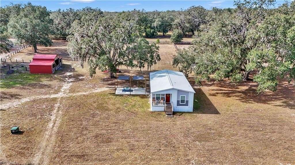 10.2 Acres of Land with Home for Sale in Ocala, Florida