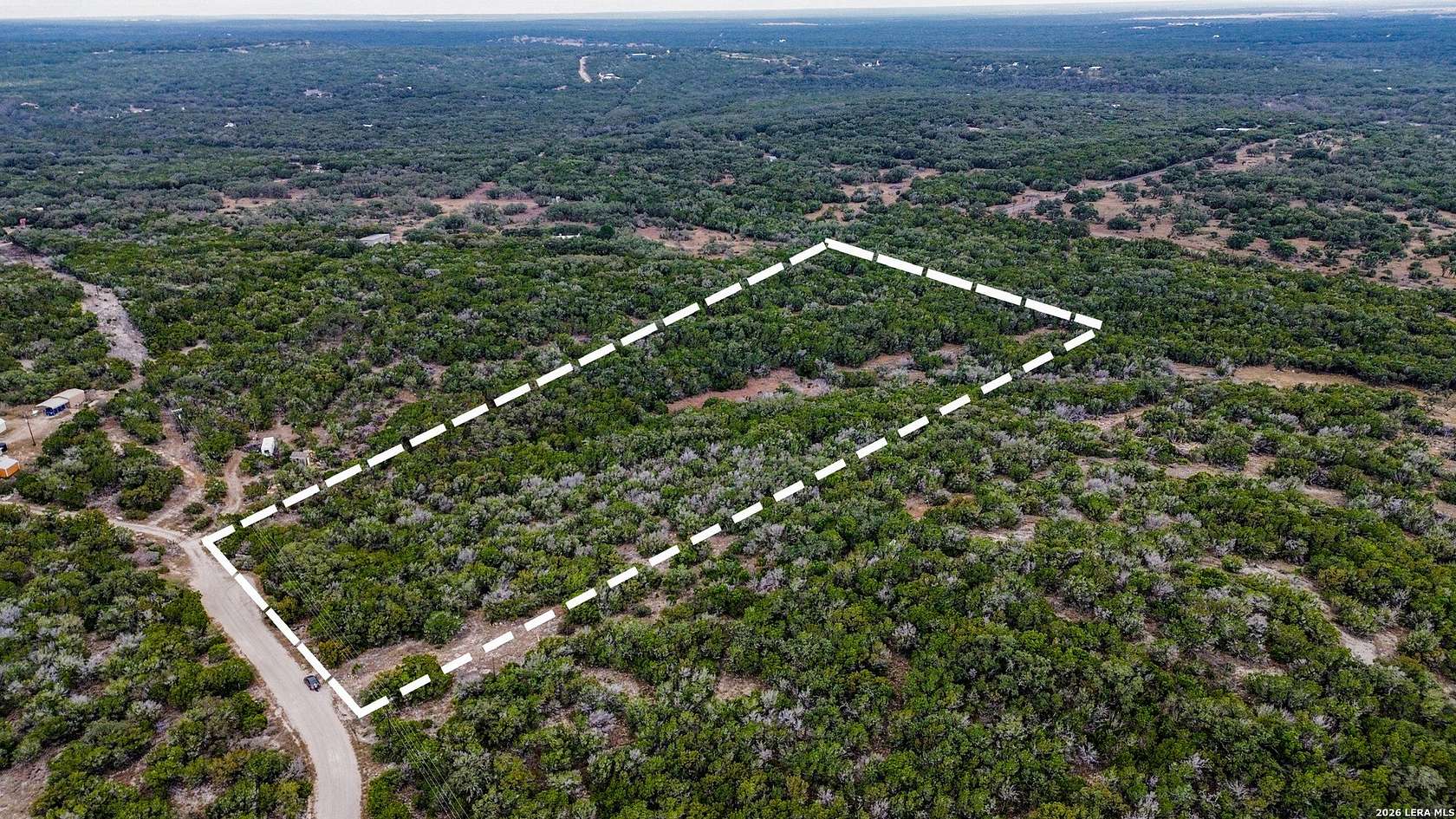 10 Acres of Land for Sale in Hondo, Texas