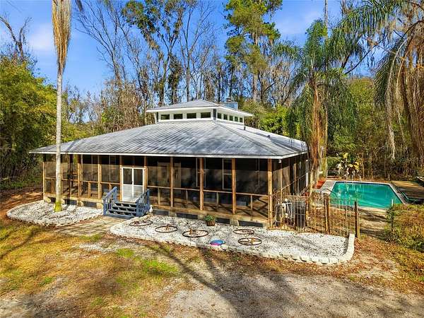 5 Acres of Land with Home for Sale in Brooksville, Florida