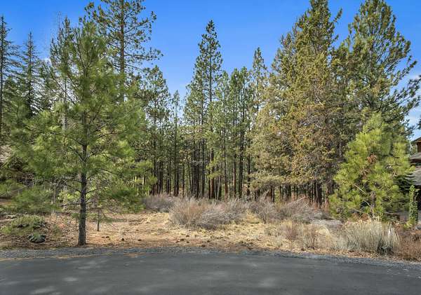 0.52 Acres of Residential Land for Sale in Bend, Oregon