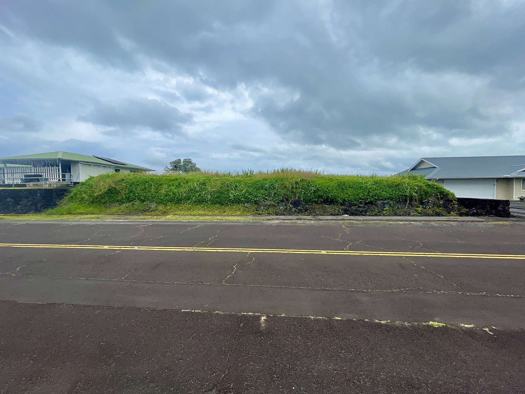 0.23 Acres of Residential Land for Sale in Hilo, Hawaii