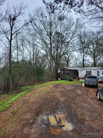30 Acres of Recreational Land with Home for Sale in Hope Hull, Alabama