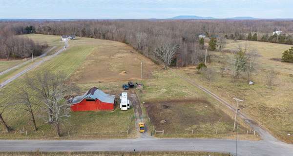 5 Acres of Land for Sale in Woodbury, Tennessee
