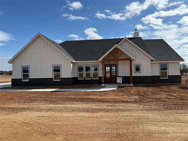 2 Acres of Residential Land with Home for Sale in Weatherford, Texas