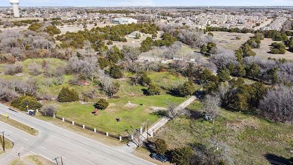 9.19 Acres of Land with Home for Sale in Cedar Hill, Texas