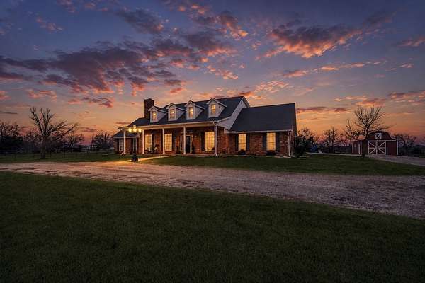 23.4 Acres of Land with Home for Sale in Terrell, Texas