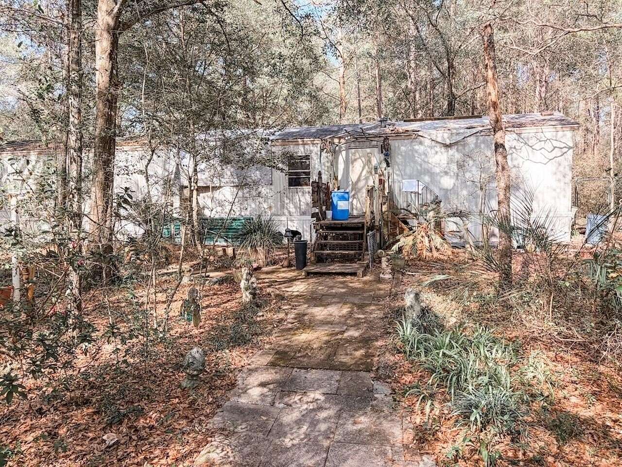 6 Acres of Residential Land with Home for Sale in DeFuniak Springs, Florida