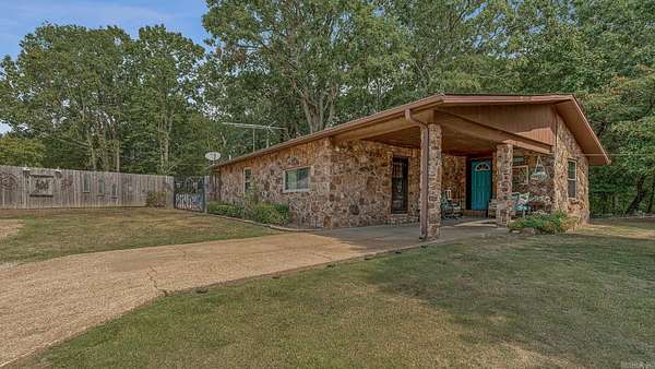 3 Acres of Residential Land with Home for Sale in Harrisburg, Arkansas