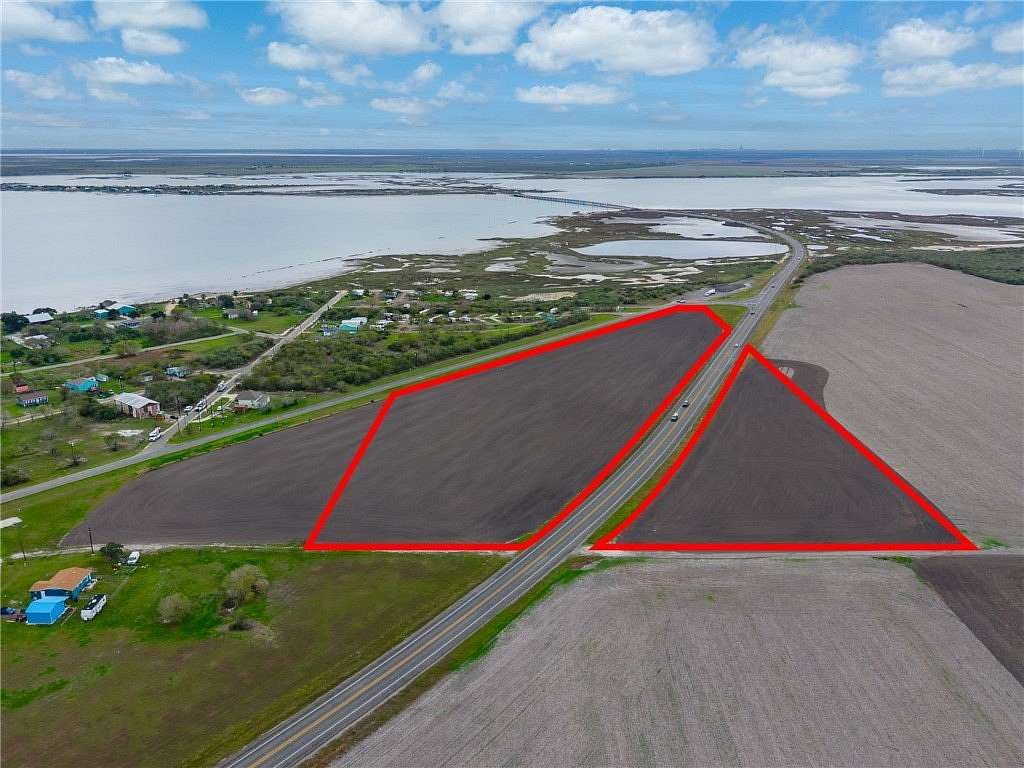 11 Acres of Land for Sale in Bayside, Texas