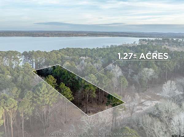 1.28 Acres of Residential Land for Sale in Frankston, Texas