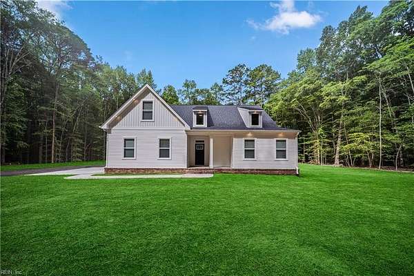 4 Acres of Land with Home for Sale in Smithfield, Virginia