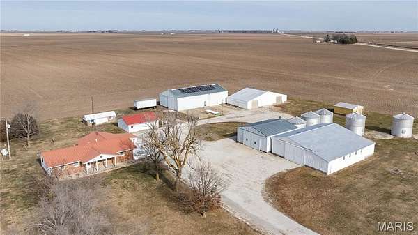3.12 Acres of Improved Mixed-Use Land for Sale in Raymond, Illinois
