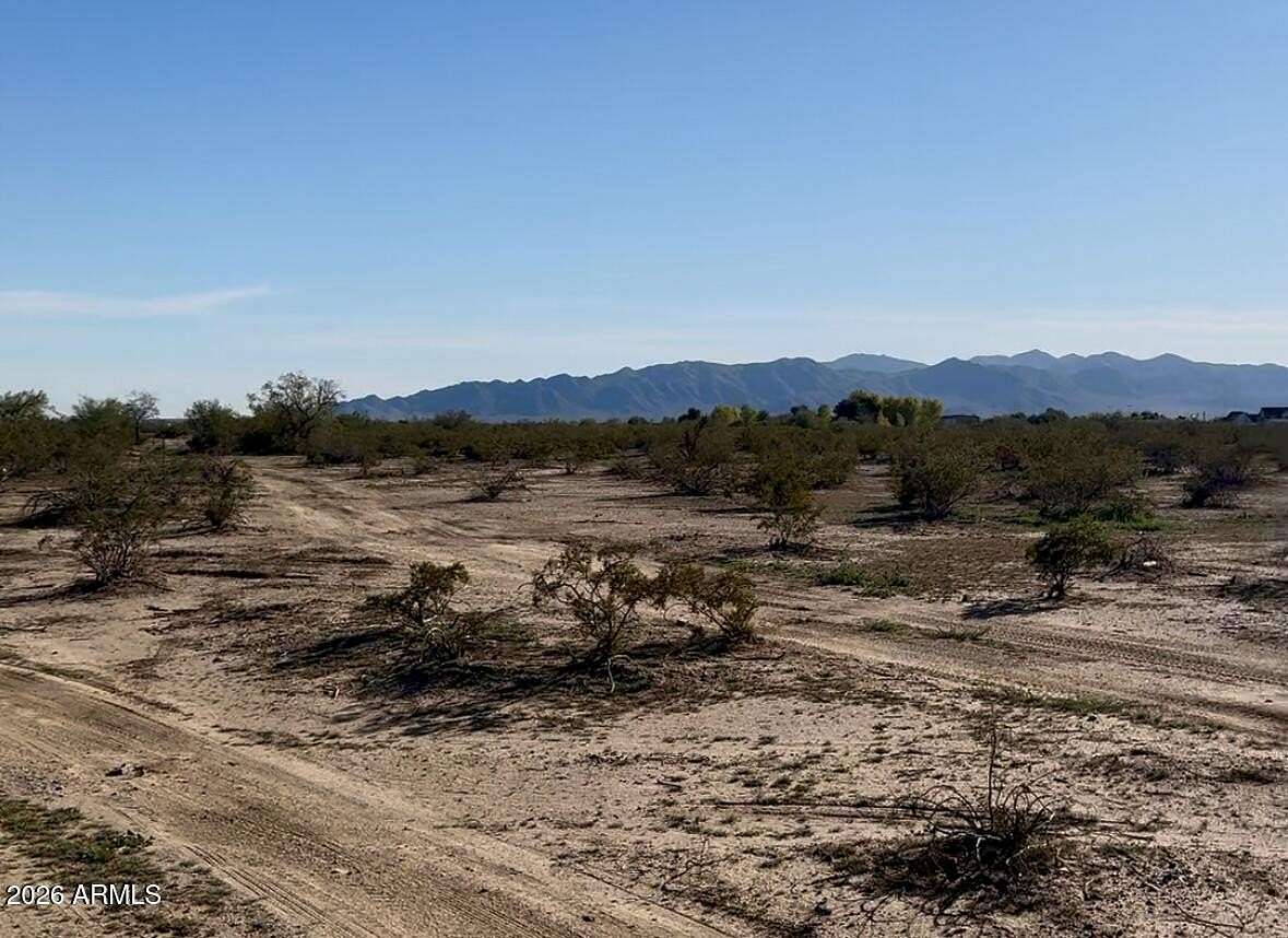 1 Acre of Residential Land for Sale in Wittmann, Arizona