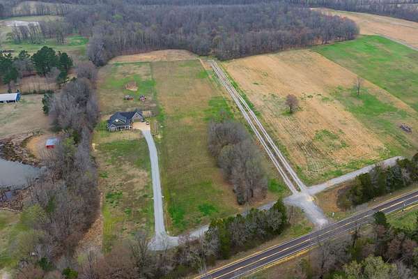 5 Acres of Residential Land for Sale in Rossville, Tennessee